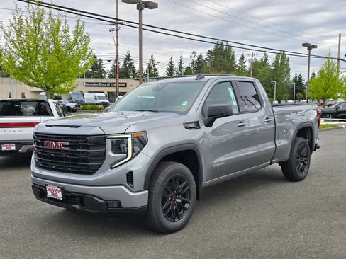 New 2025 GMC Sierra 1500 Elevation image 3