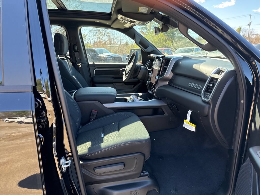 New 2026 RAM 1500 Big Horn AWD/4WD image 29