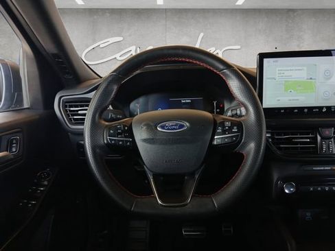 Used 2023 Ford Escape ST-Line w/ Tech Pack #1 FWD image 22