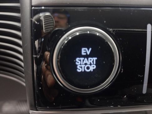 New 2026 Hyundai Ioniq 5 SEL image 28