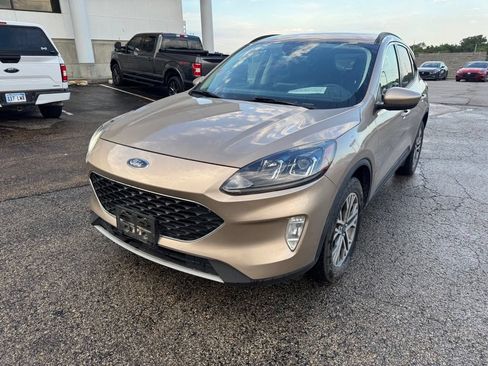 Used 2021 Ford Escape SEL AWD/4WD image 3