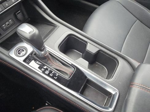 Used 2025 Nissan Sentra SR w/ SR Premium Package image 24