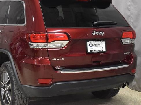 Certified 2022 Jeep Grand Cherokee Limited image 9
