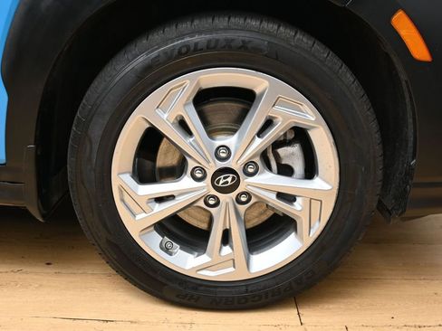 Used 2023 Hyundai Kona SEL AWD/4WD image 15