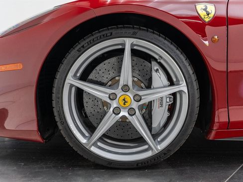 Used 2011 Ferrari 458 Italia Coupe RWD image 91