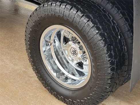 Used 2019 Ford F350 XLT w/ FX4 Off-Road Package image 7