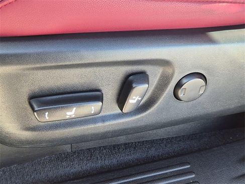 Used 2023 Lexus GX 460 Premium image 19