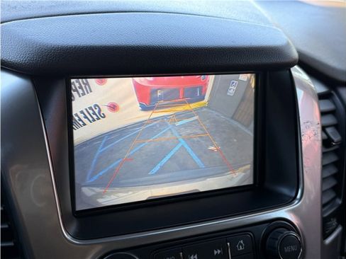 Used 2016 Chevrolet Suburban LT image 50