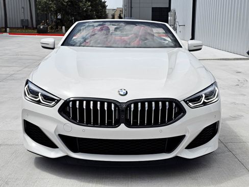 Used 2022 BMW M850i xDrive Convertible AWD/4WD image 12