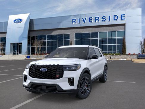 New 2026 Ford Explorer ST image 3