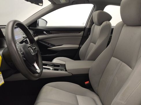 Used 2020 Honda Accord EX image 17