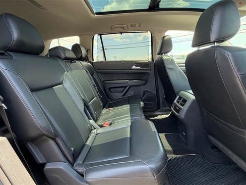 Used 2018 Volkswagen Atlas SEL AWD/4WD image 41