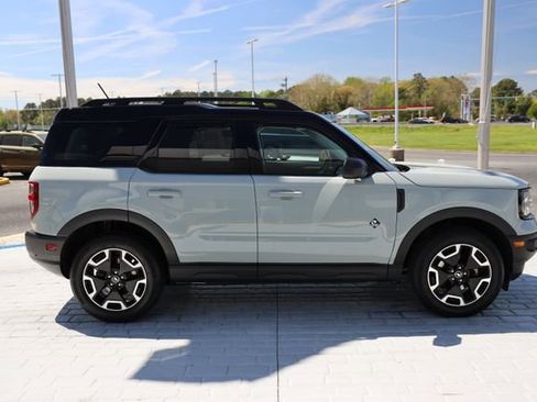 Used 2022 Ford Bronco Sport Outer Banks w/ Tech Package image 6