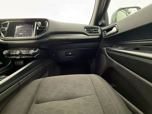 Used 2023 Dodge Durango SXT RWD image 21