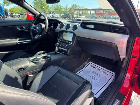 Used 2016 Ford Mustang Premium RWD image 13
