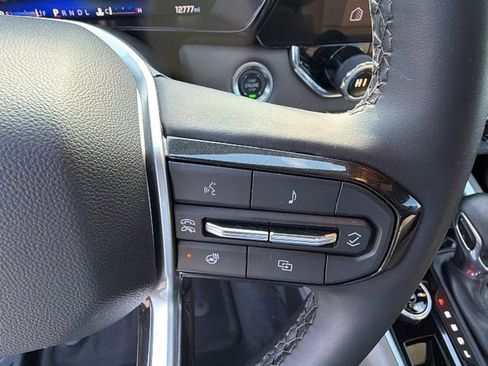 Certified 2024 Chevrolet Colorado ZR2 w/ ZR2 Convenience Package III image 26