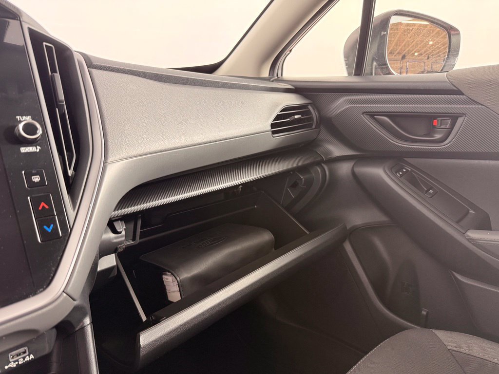 Used 2025 Subaru Crosstrek 2.5i Premium AWD/4WD image 26