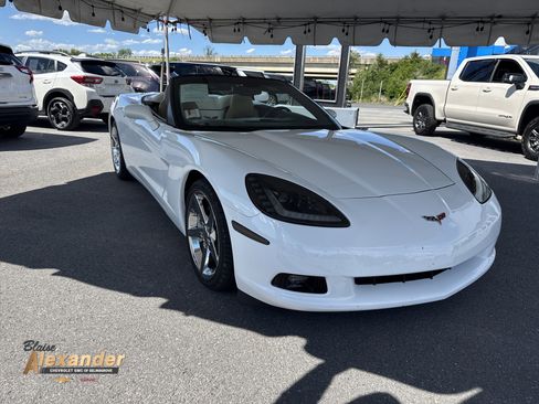 Used 2008 Chevrolet Corvette Convertible w/ Preferred Equipment Group RWD image 1