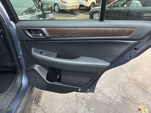 Used 2016 Subaru Outback 2.5i Limited image 45