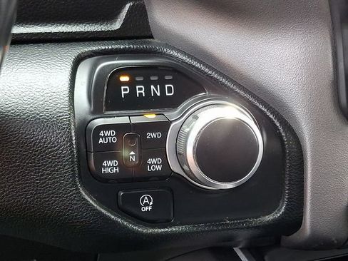 Used 2021 RAM 1500 Big Horn AWD/4WD image 14