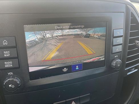 Used 2022 Mercedes-Benz Metris image 25