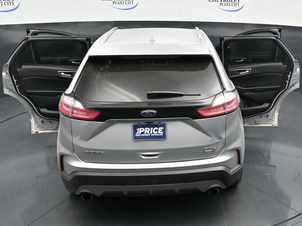 Used 2019 Ford Edge SEL w/ Equipment Group 201A AWD/4WD image 35