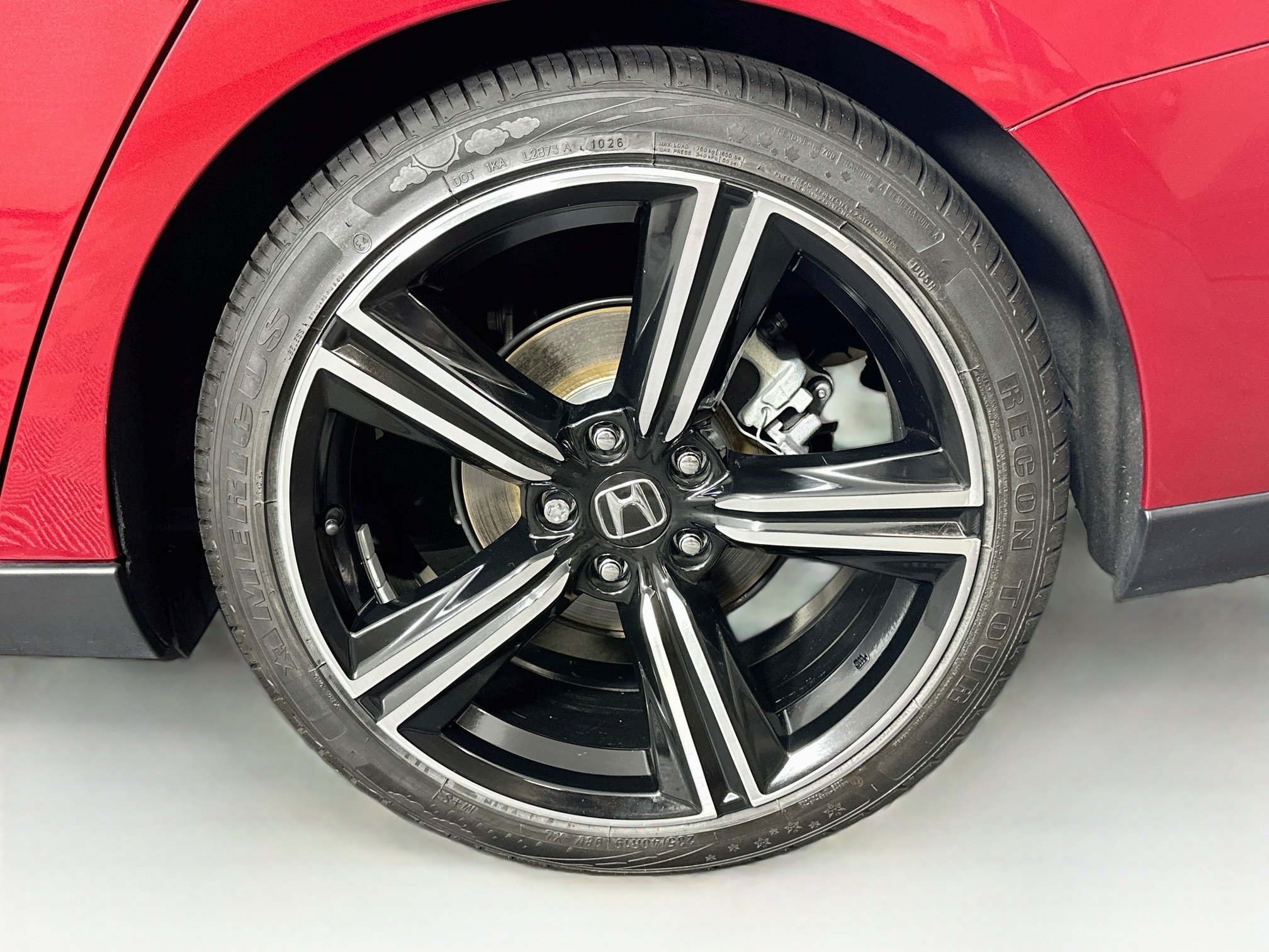 Used 2024 Honda Accord Sport image 11