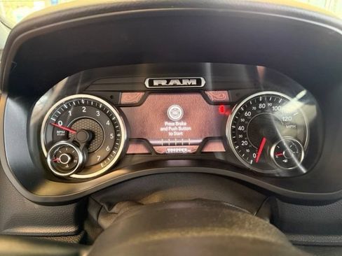 Used 2020 RAM 1500 Big Horn AWD/4WD image 14