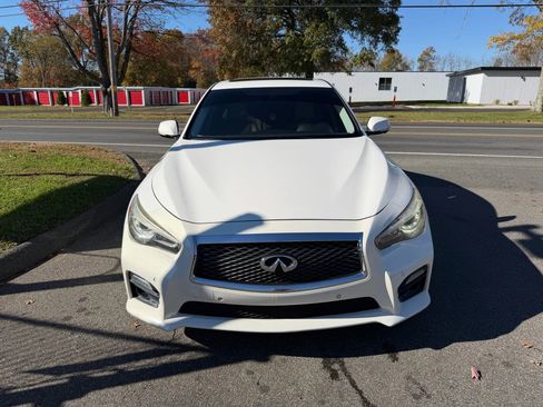 Used 2015 INFINITI Q50 Sport w/ Deluxe Touring Package image 2