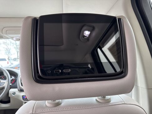 Used 2019 GMC Terrain Denali w/ LPO, 'HIT The Road' Package image 18