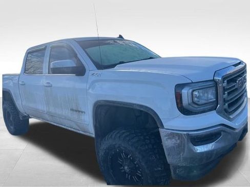 Used 2018 GMC Sierra 1500 SLE image 7