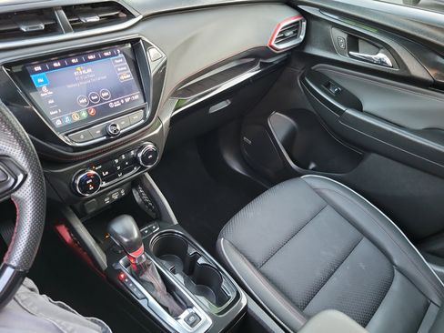 Used 2023 Chevrolet TrailBlazer RS w/ Sun and Liftgate Package image 15