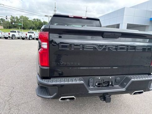 Used 2021 Chevrolet Silverado 1500 LT Trail Boss w/ LPO, Dark Essentials Package AWD/4WD image 21