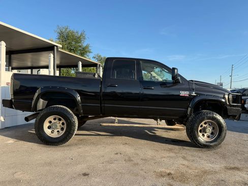Used 2008 Dodge Ram 2500 Truck SLT w/ Popular Equipment Group AWD/4WD image 2