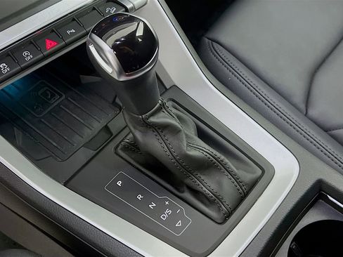 Used 2023 Audi Q3 2.0T Premium Plus w/ Premium Plus Package image 18