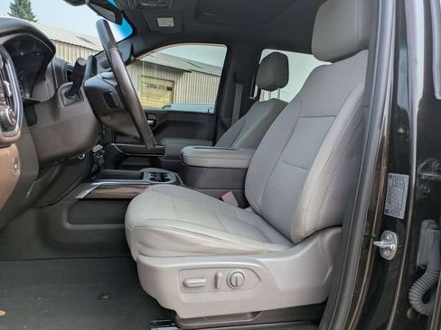Used 2019 Chevrolet Silverado 1500 LT Trail Boss AWD/4WD image 7