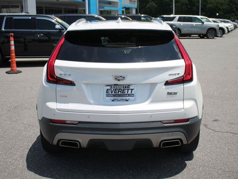 Used 2021 Cadillac XT4 Premium Luxury AWD/4WD image 7