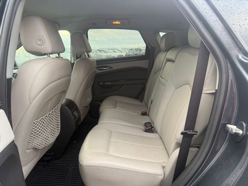 Used 2013 Cadillac SRX FWD image 7