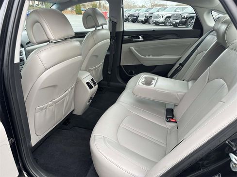 Used 2017 Hyundai Sonata Limited w/ Tech Package 03 image 15