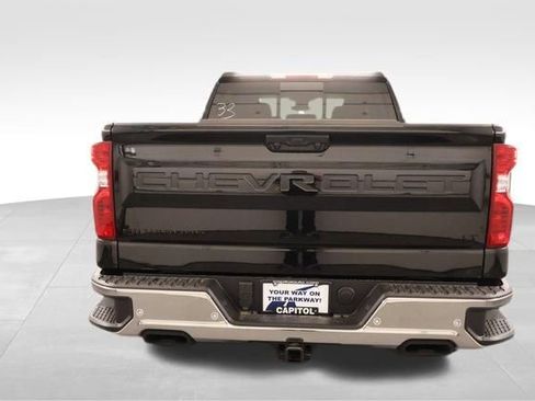 New 2026 Chevrolet Silverado 1500 LT w/ Z71 Off-Road Package AWD/4WD image 3
