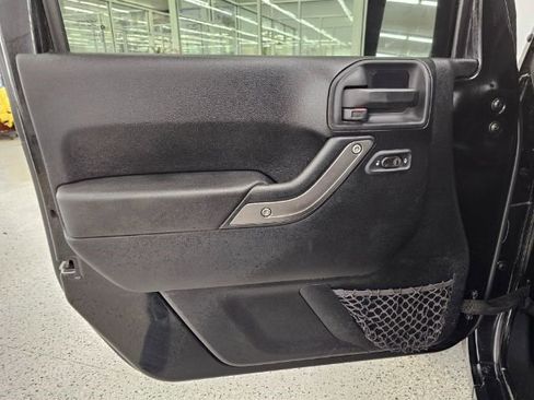 Used 2012 Jeep Wrangler Unlimited Sport image 23