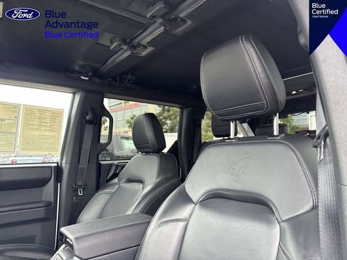 Certified 2025 Ford Bronco Outer Banks AWD/4WD image 18