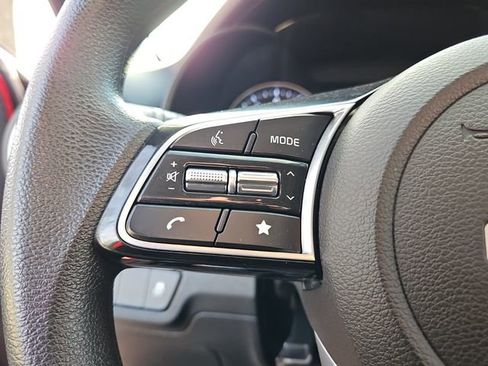 Used 2023 Kia Forte LXS image 22