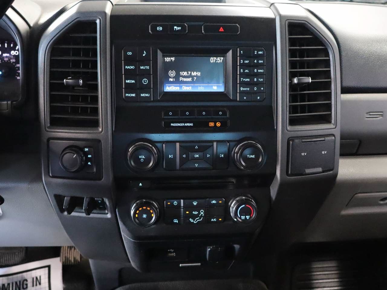 Used 2018 Ford F450 XL w/ Power Equipment Group AWD/4WD image 10