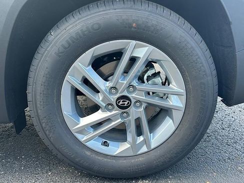 New 2026 Hyundai Tucson SE image 25