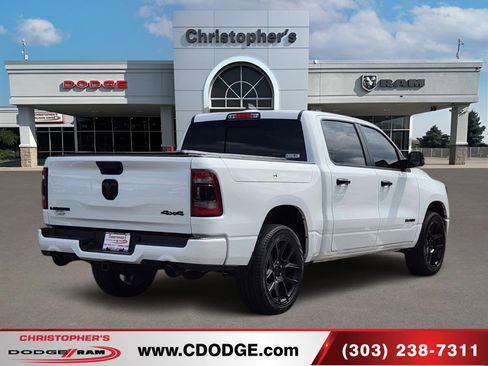 Used 2024 RAM 1500 Laramie AWD/4WD image 3