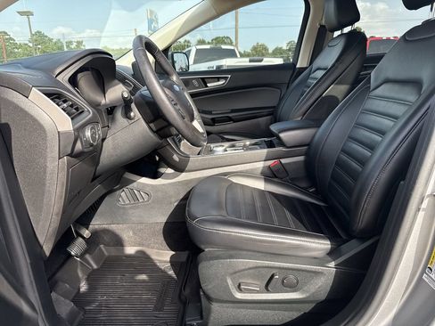 Used 2022 Ford Edge SEL w/ Convenience Package AWD/4WD image 12
