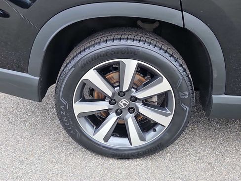 Certified 2023 Honda Pilot Elite image 4