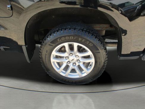 Used 2021 Chevrolet Silverado 1500 RST AWD/4WD image 9