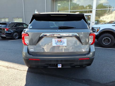 Certified 2023 Ford Explorer XLT w/ Class IV Trailer Tow Package AWD/4WD image 7